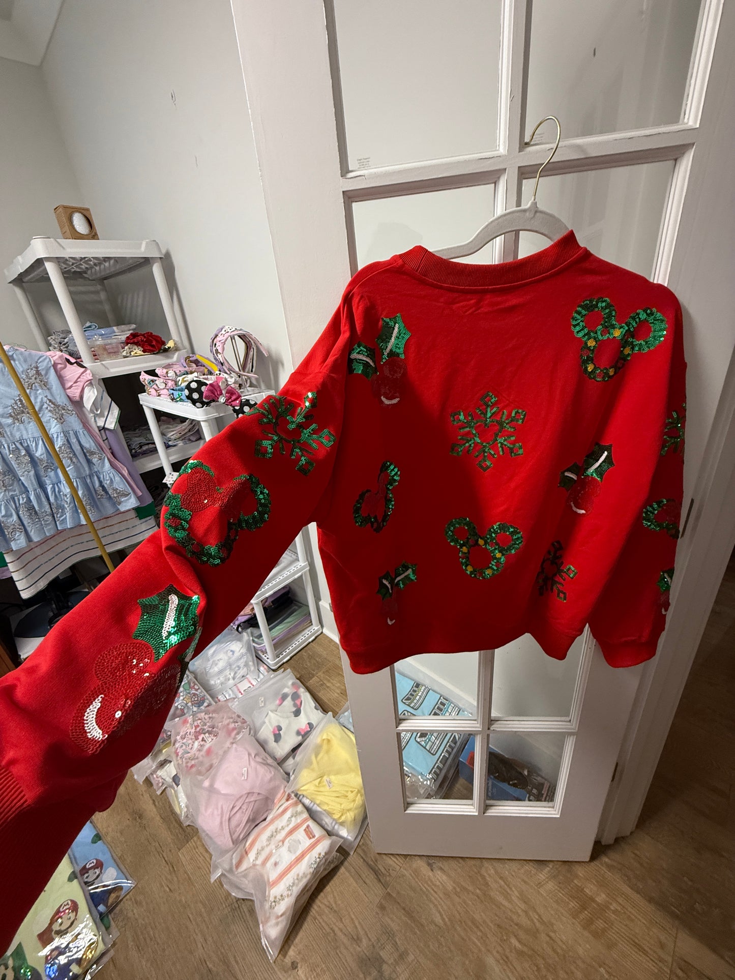 PRESALE - Wreath Mouse - Womens