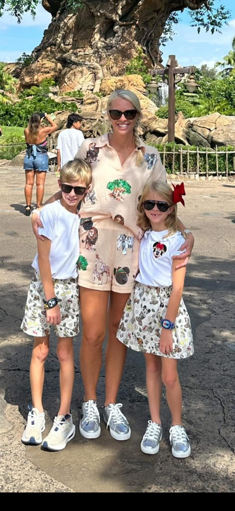 RTS - Animal Safari - Linen SHORTS w/pockets